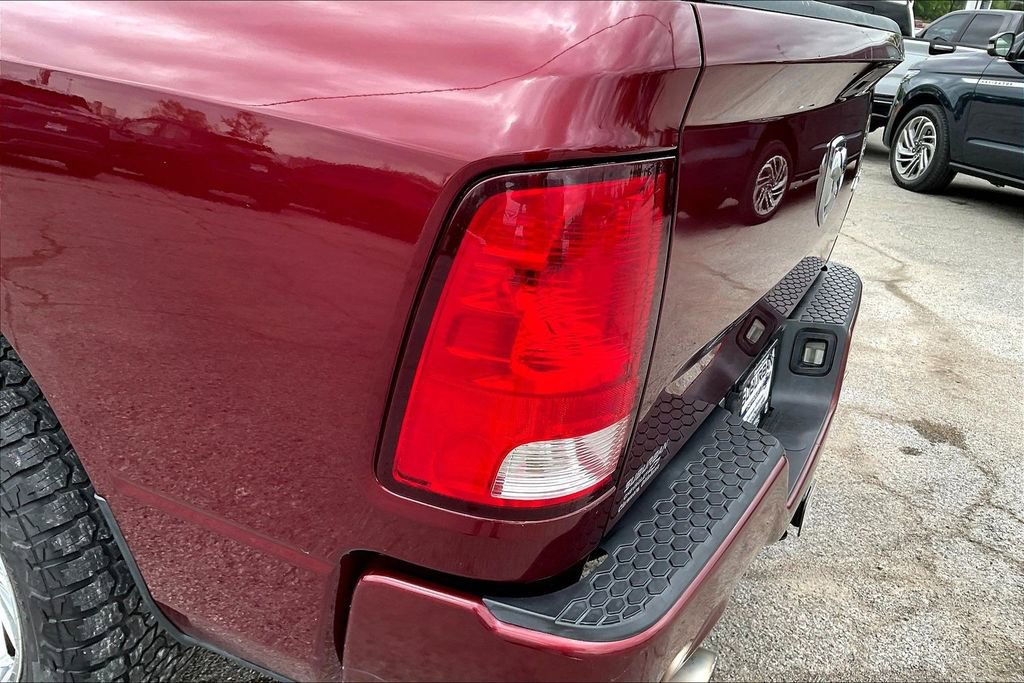 Used 2017 RAM 1500 Express image 31