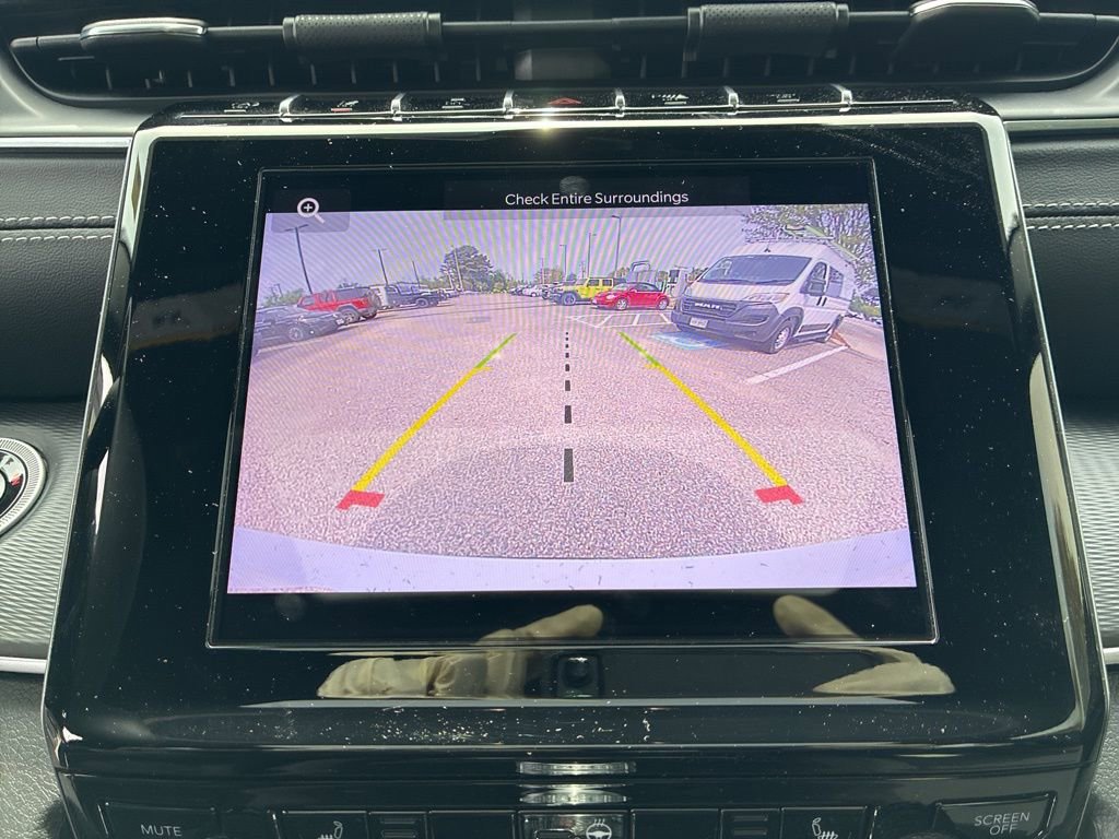 Used 2025 Jeep Grand Cherokee L Laredo w/ Luxury Tech Group I image 22