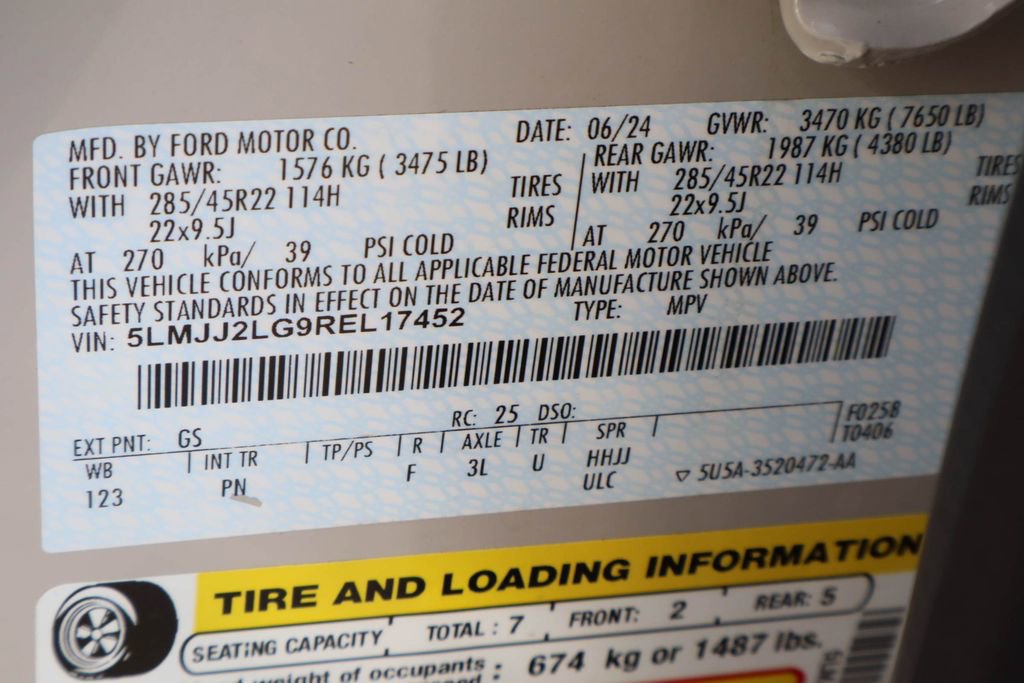 Used 2024 Lincoln Navigator Reserve AWD/4WD image 38