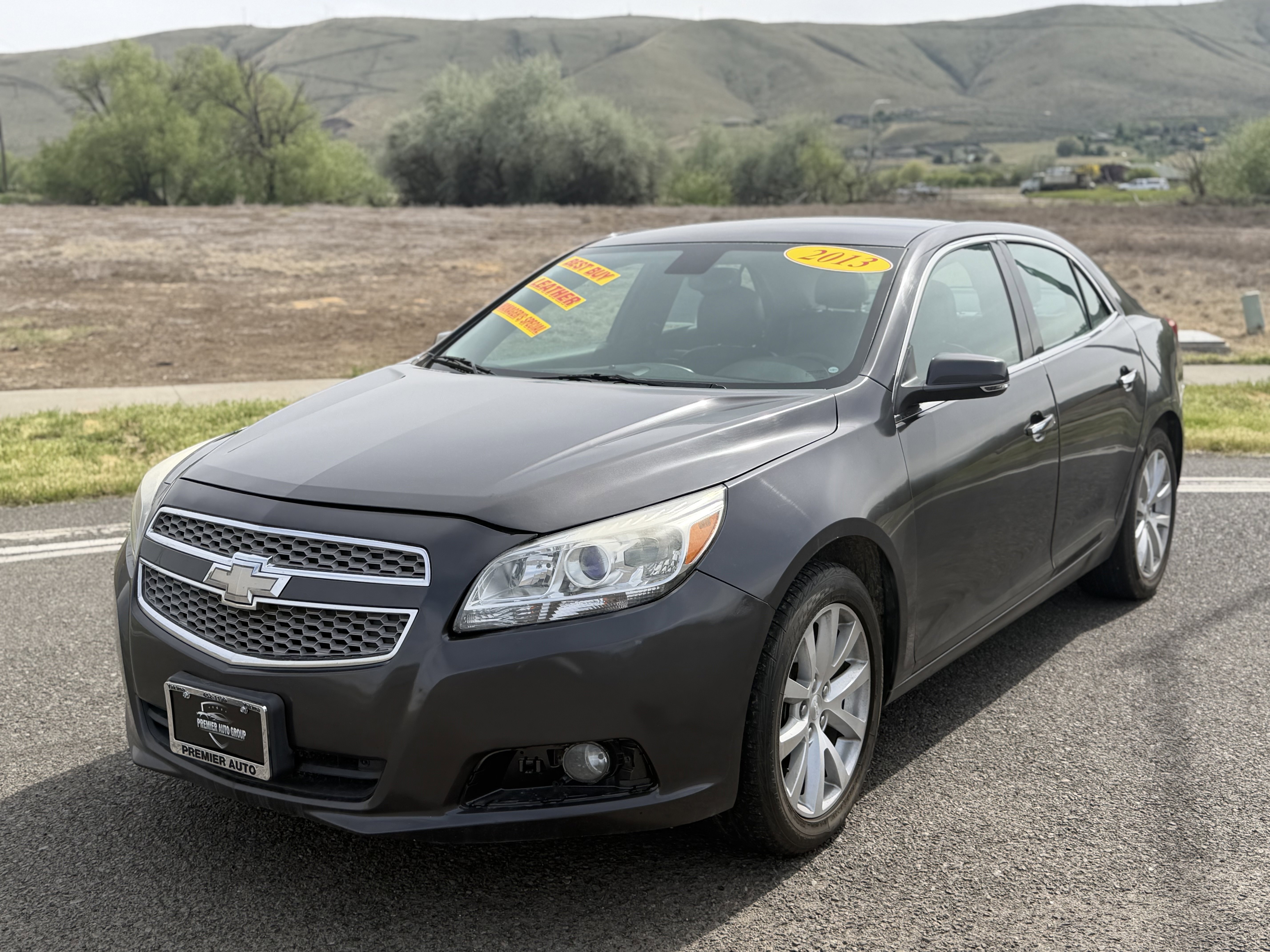 Used 2013 Chevrolet Malibu LTZ FWD image 2