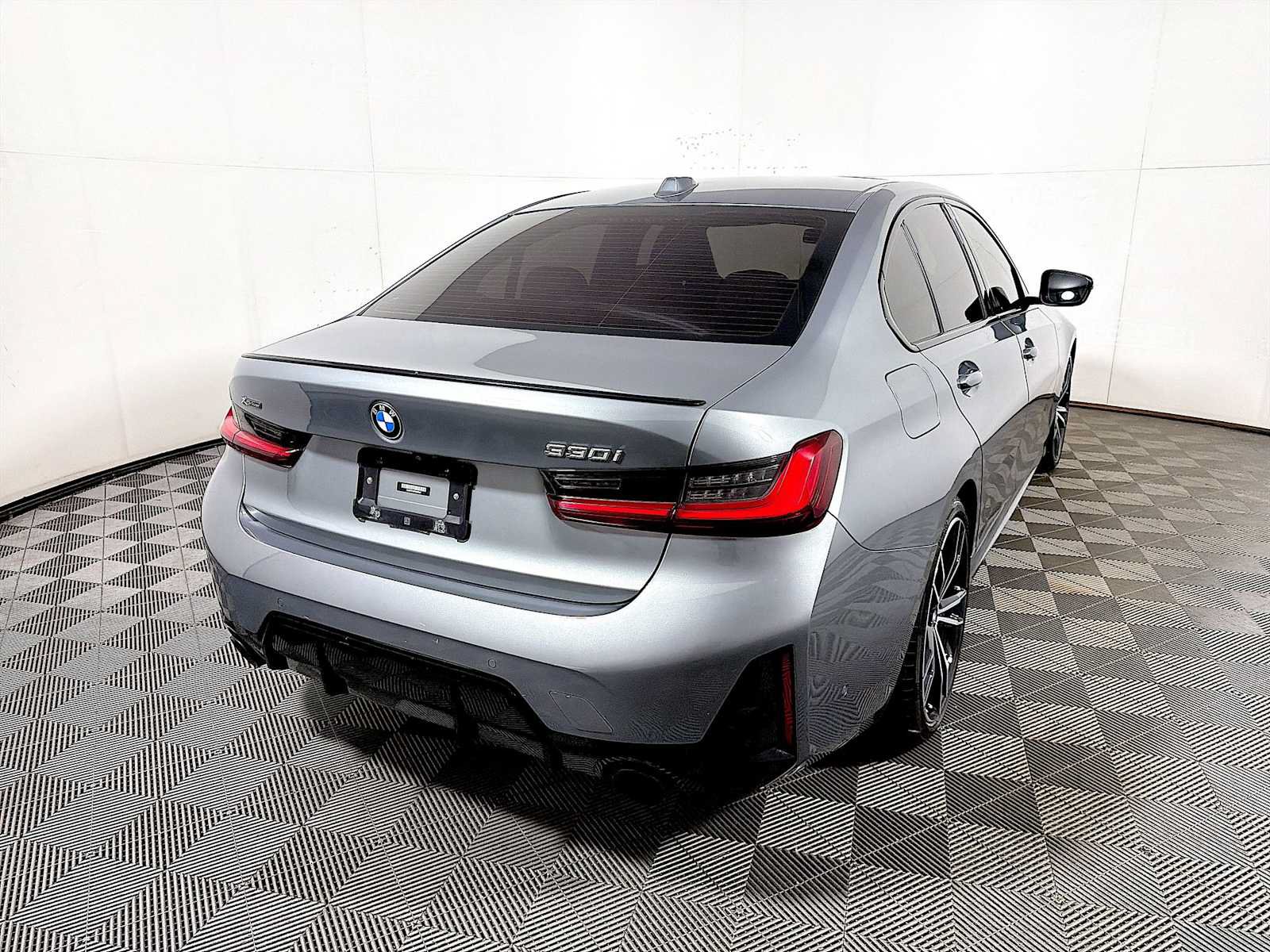 Certified 2023 BMW 330i xDrive Sedan w/ M Sport Package AWD/4WD image 6