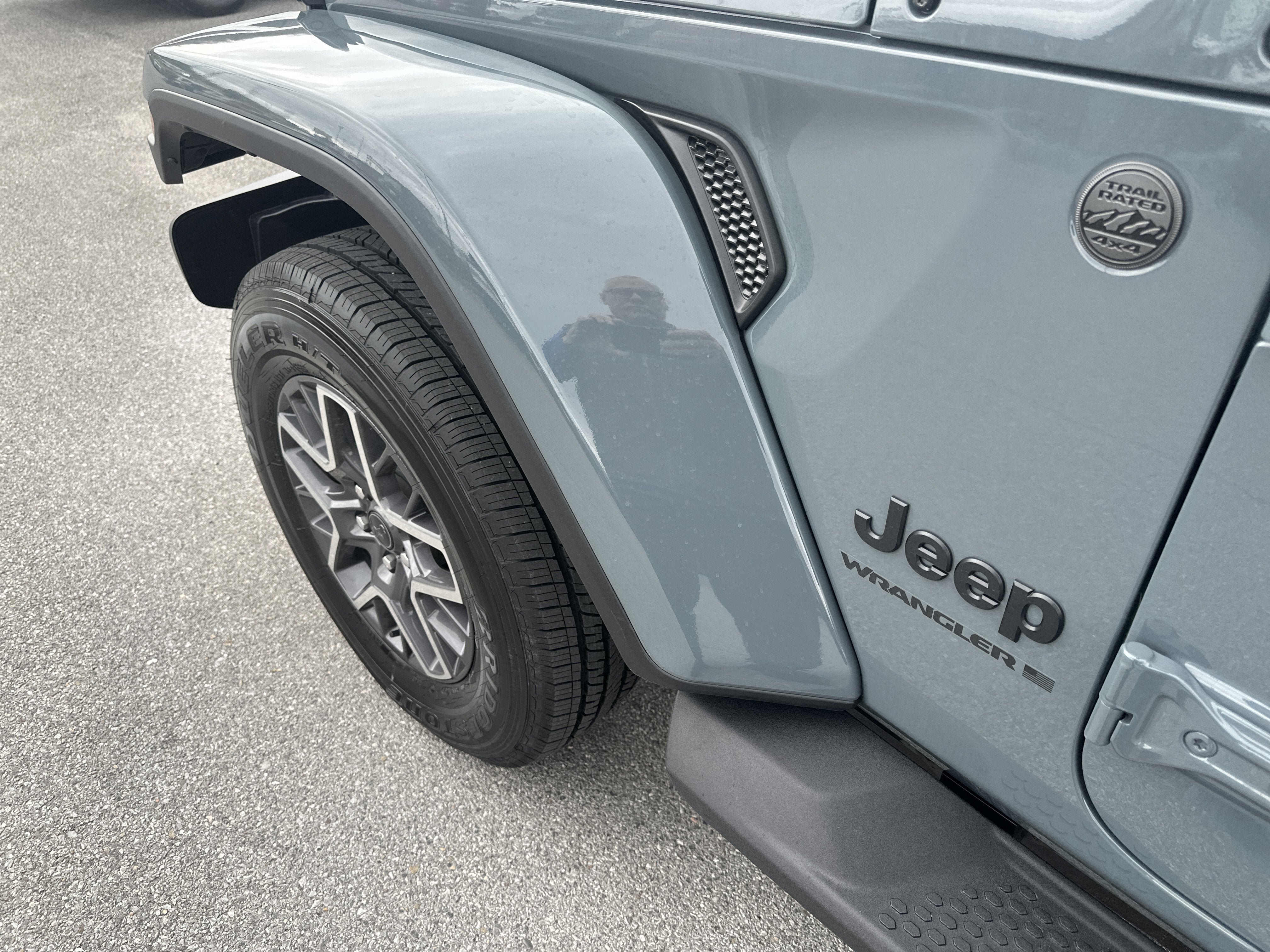 New 2026 Jeep Wrangler Unlimited Sahara AWD/4WD image 11