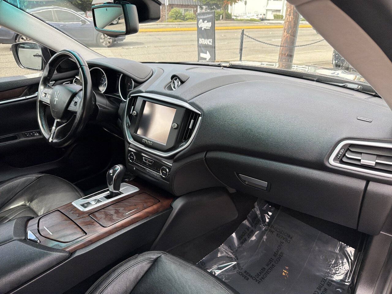 Used 2015 Maserati Ghibli S Q4 AWD/4WD image 20