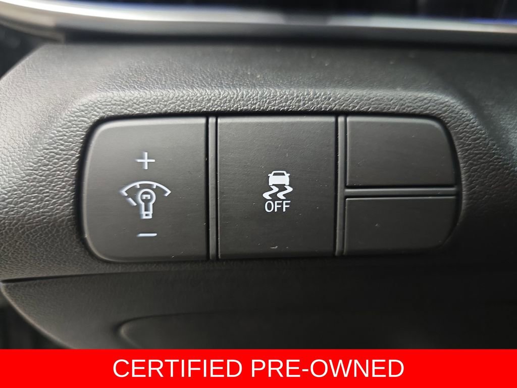 Certified 2025 Hyundai Elantra SEL w/ Cargo Package FWD image 26