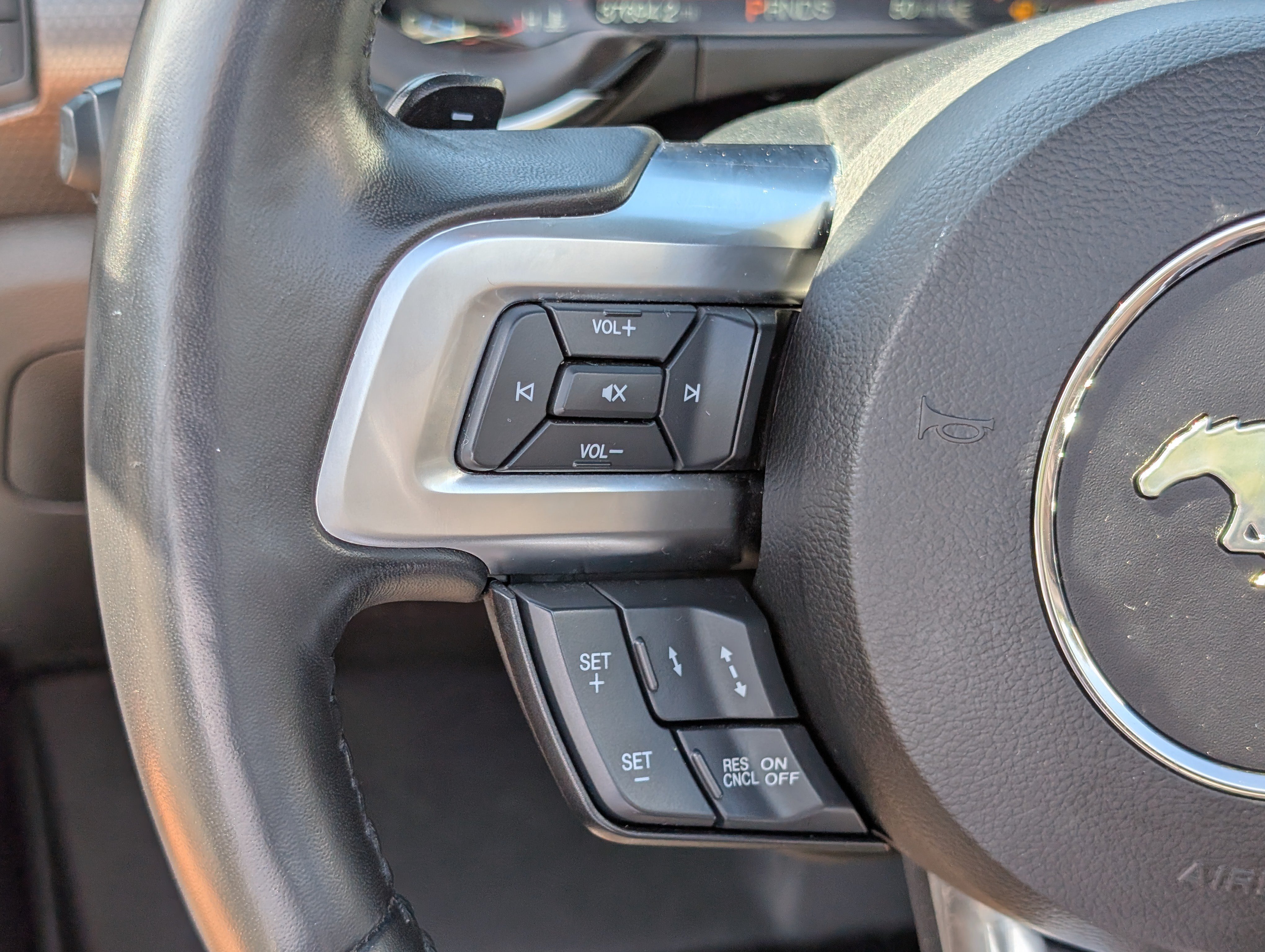 Used 2019 Ford Mustang GT Premium w/ Equipment Group 401A RWD image 22