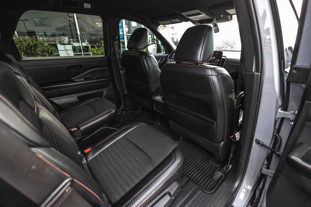 Used 2023 Nissan Pathfinder Rock Creek image 30