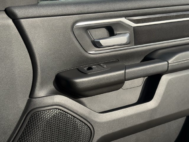 Used 2023 RAM 1500 Lone Star AWD/4WD image 28
