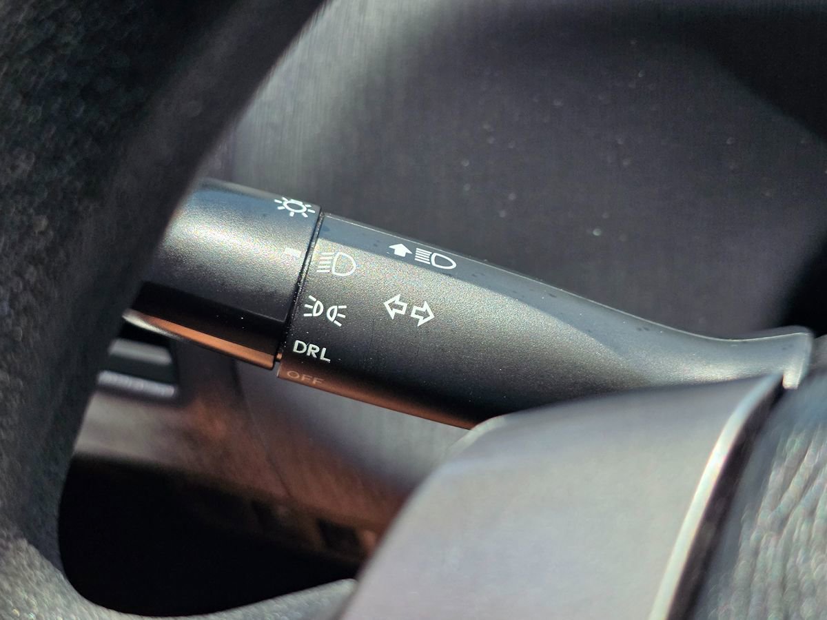 Used 2015 Toyota Prius V Two FWD image 40