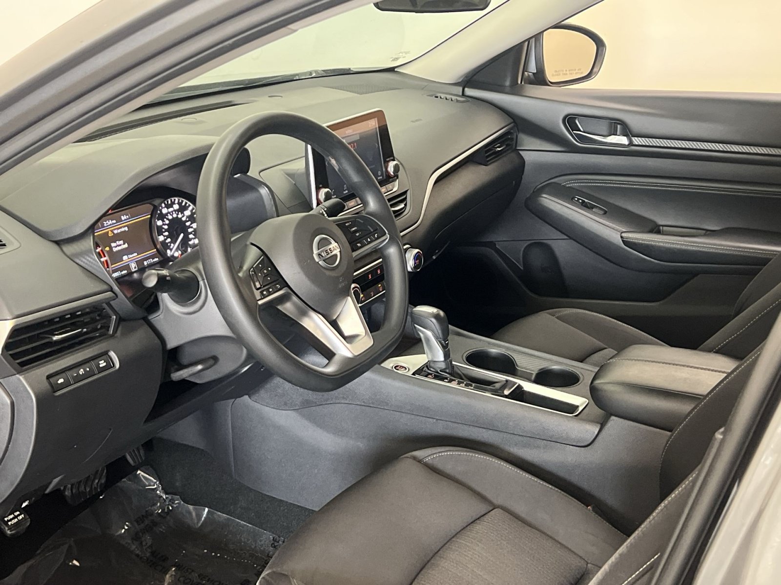 Used 2020 Nissan Altima 2.5 S FWD image 32
