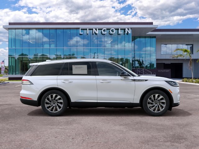 New 2027 Lincoln Aviator 2WD image 5