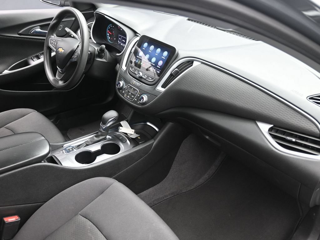 Used 2023 Chevrolet Malibu LT FWD image 28