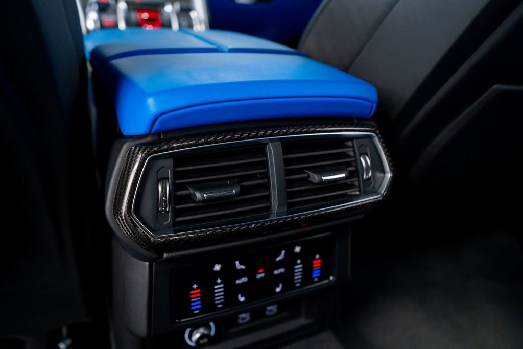 Used 2022 Lamborghini Urus image 64