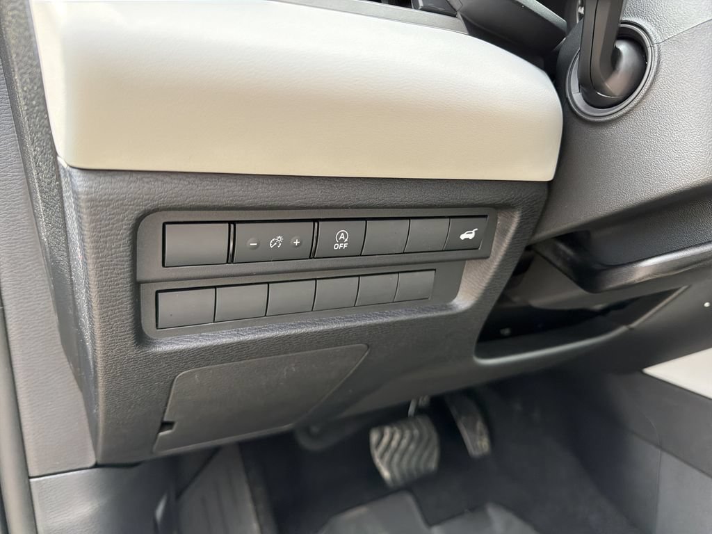 New 2026 Mitsubishi Outlander SE AWD/4WD image 17