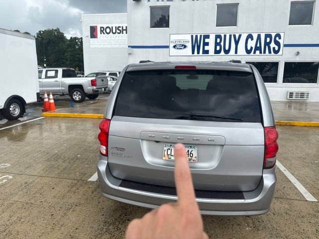 Used 2018 Dodge Grand Caravan SE FWD image 14