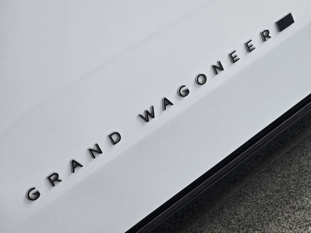 Used 2024 Jeep Grand Wagoneer Series II w/ Quick Order Packagew 28T image 13