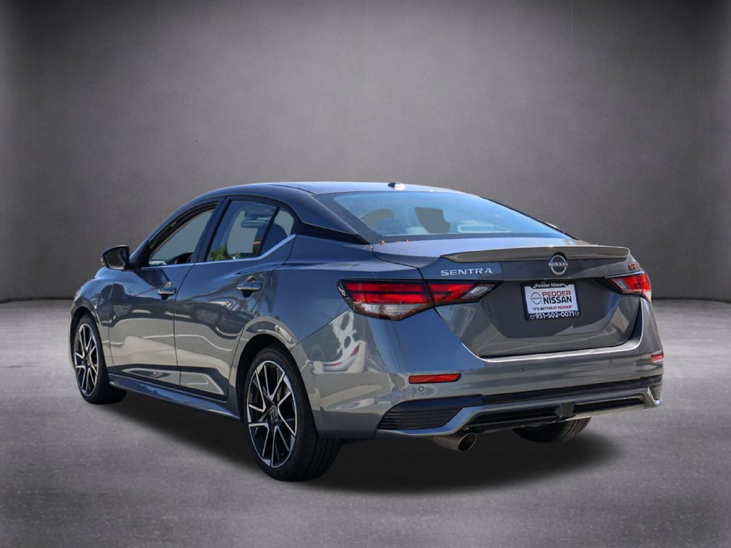 Used 2025 Nissan Sentra SR FWD image 7