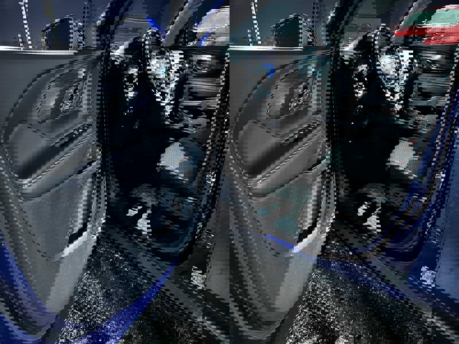 Used 2022 GMC Terrain SLE w/ Driver Convenience Package image 19