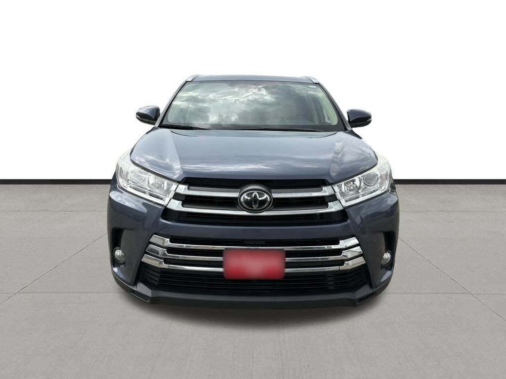 Used 2018 Toyota Highlander XLE FWD image 8
