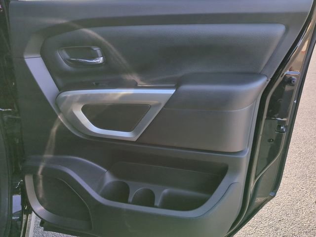 Used 2021 Nissan Titan SV w/ Accessory Utility Package AWD/4WD image 31