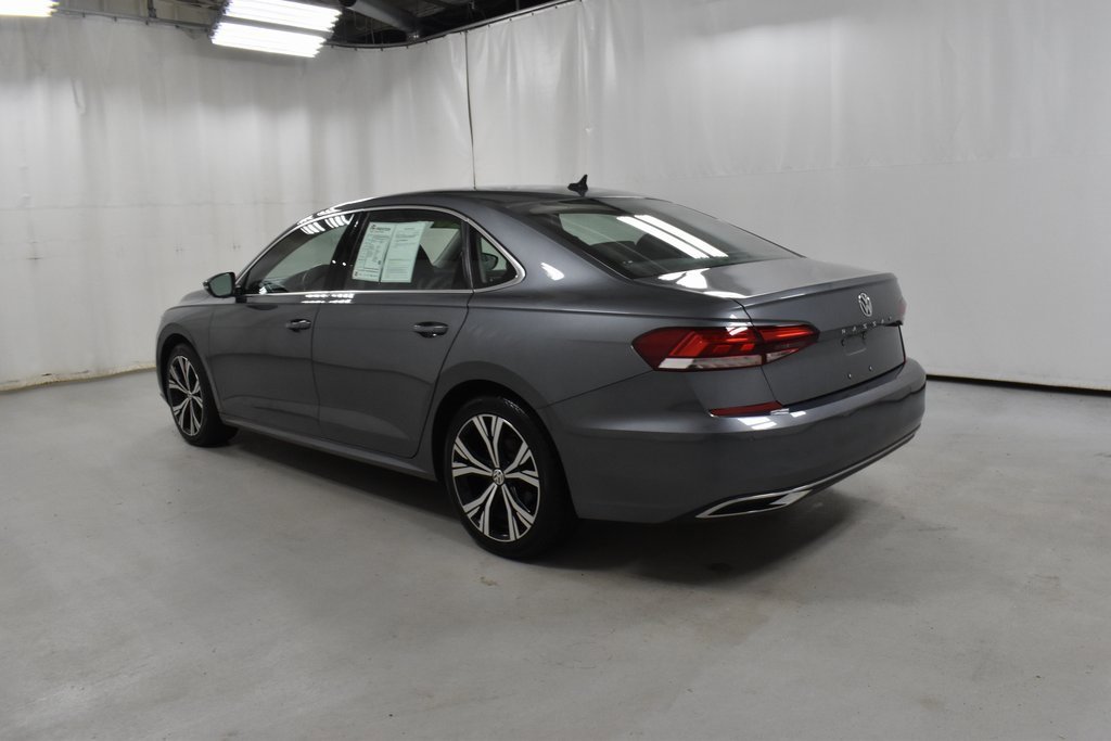 Used 2020 Volkswagen Passat 2.0T SEL image 7