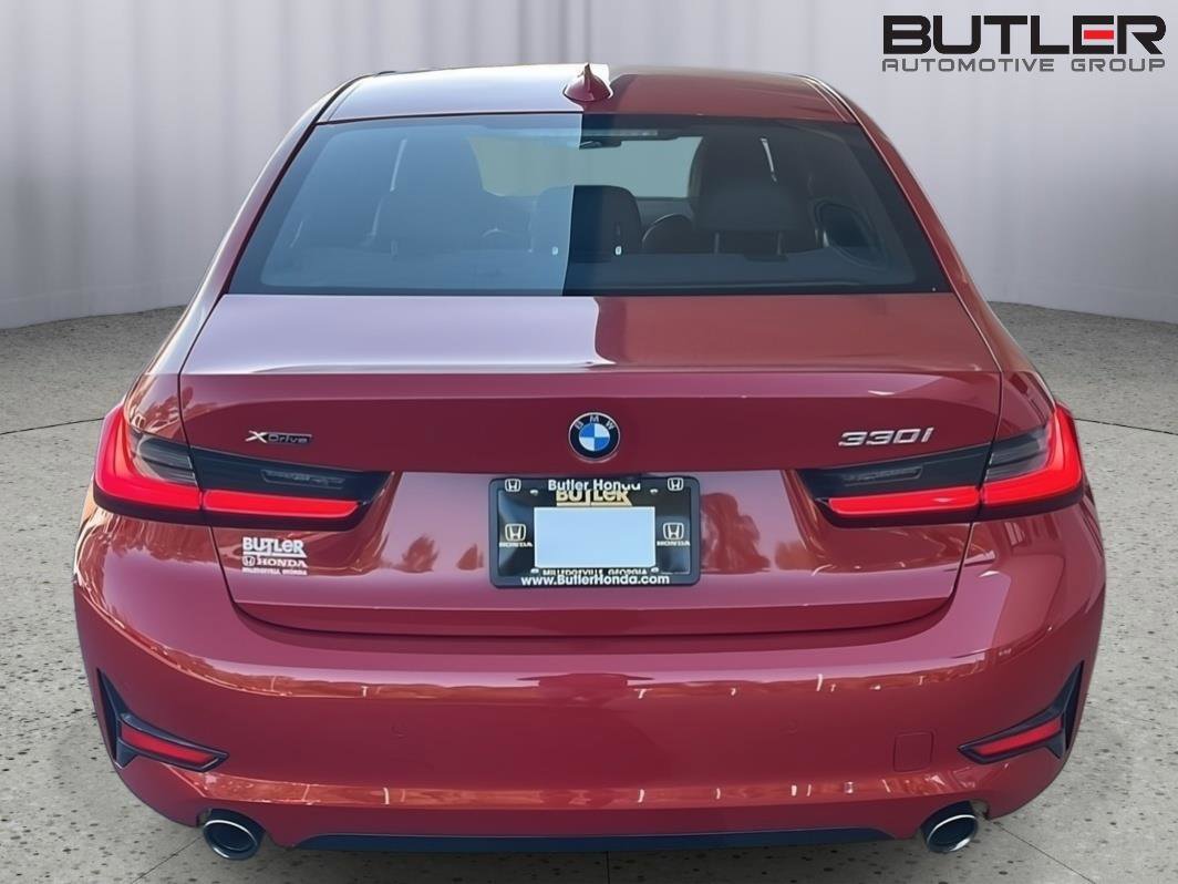 Used 2021 BMW 330i xDrive Sedan w/ Premium Package AWD/4WD image 5