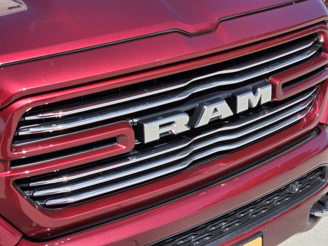 Used 2024 RAM 1500 Laramie AWD/4WD image 11