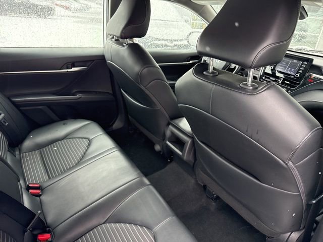 Used 2024 Toyota Camry SE image 32