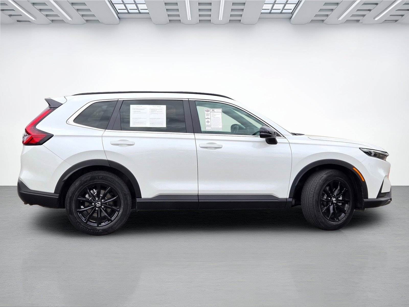 Used 2014 Hyundai Santa Fe Sport 2.0T w/ Technology Package 05 AWD/4WD image 3