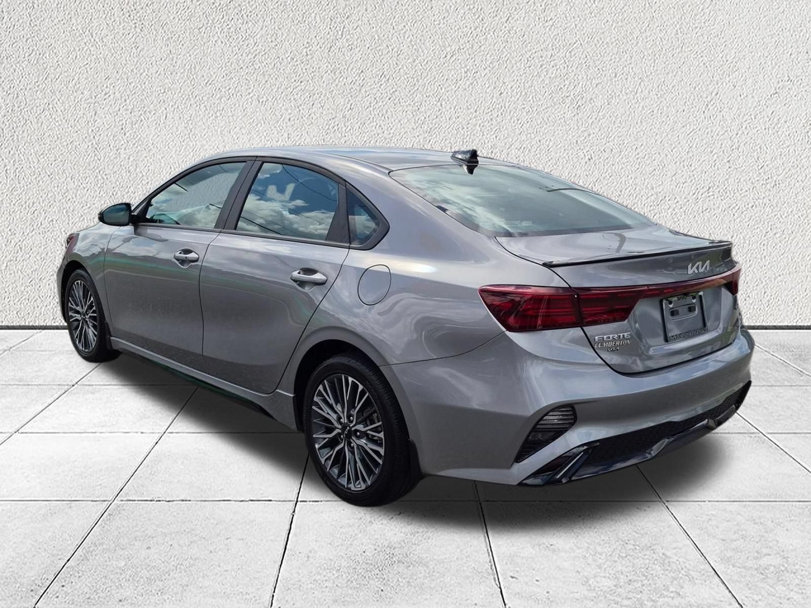 Used 2024 Kia Forte GT-Line FWD image 5