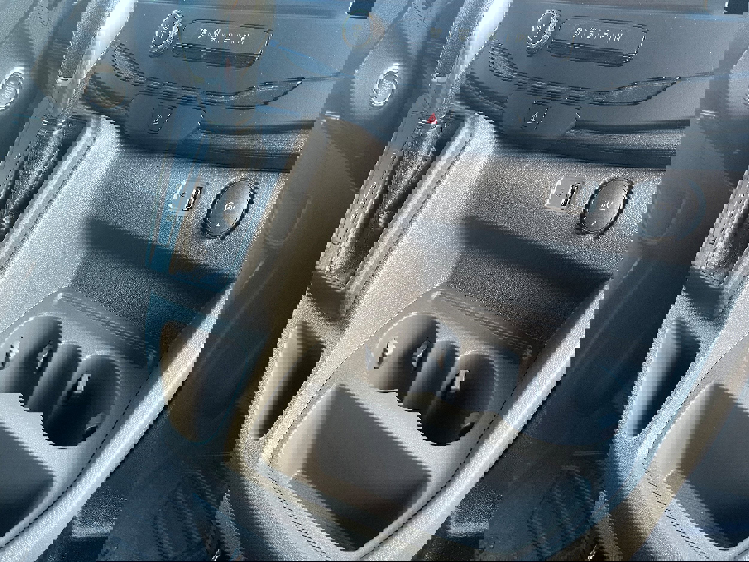 New 2026 Ford Transit 250 148 Medium Roof image 15