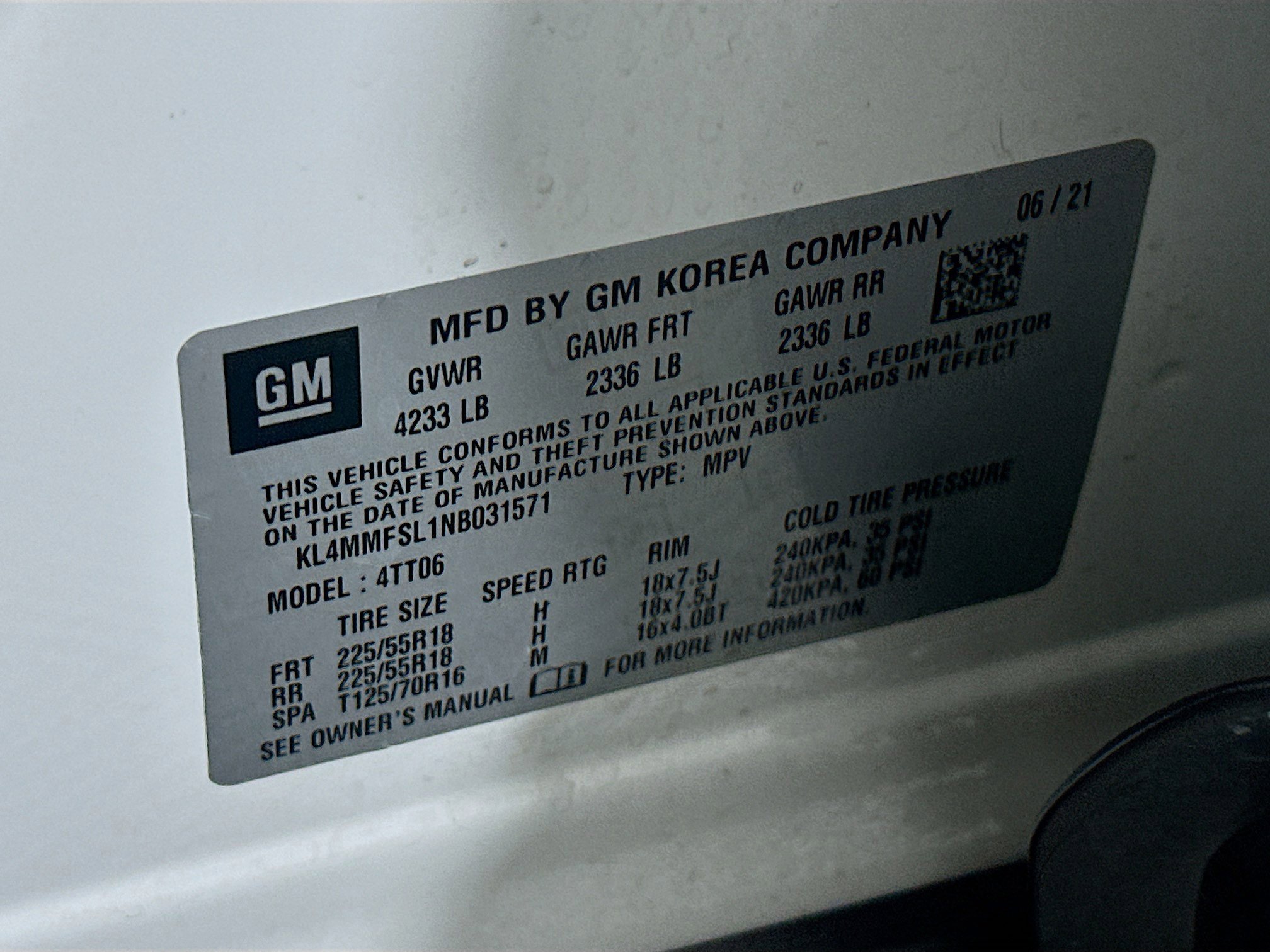Used 2022 Buick Encore GX Essence w/ Advanced Technology Package FWD image 12