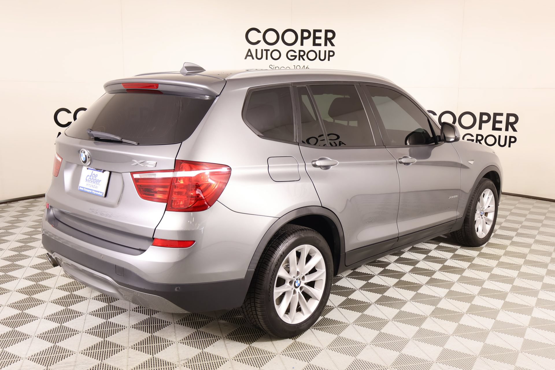 Used 2017 BMW X3 xDrive28i AWD/4WD image 22
