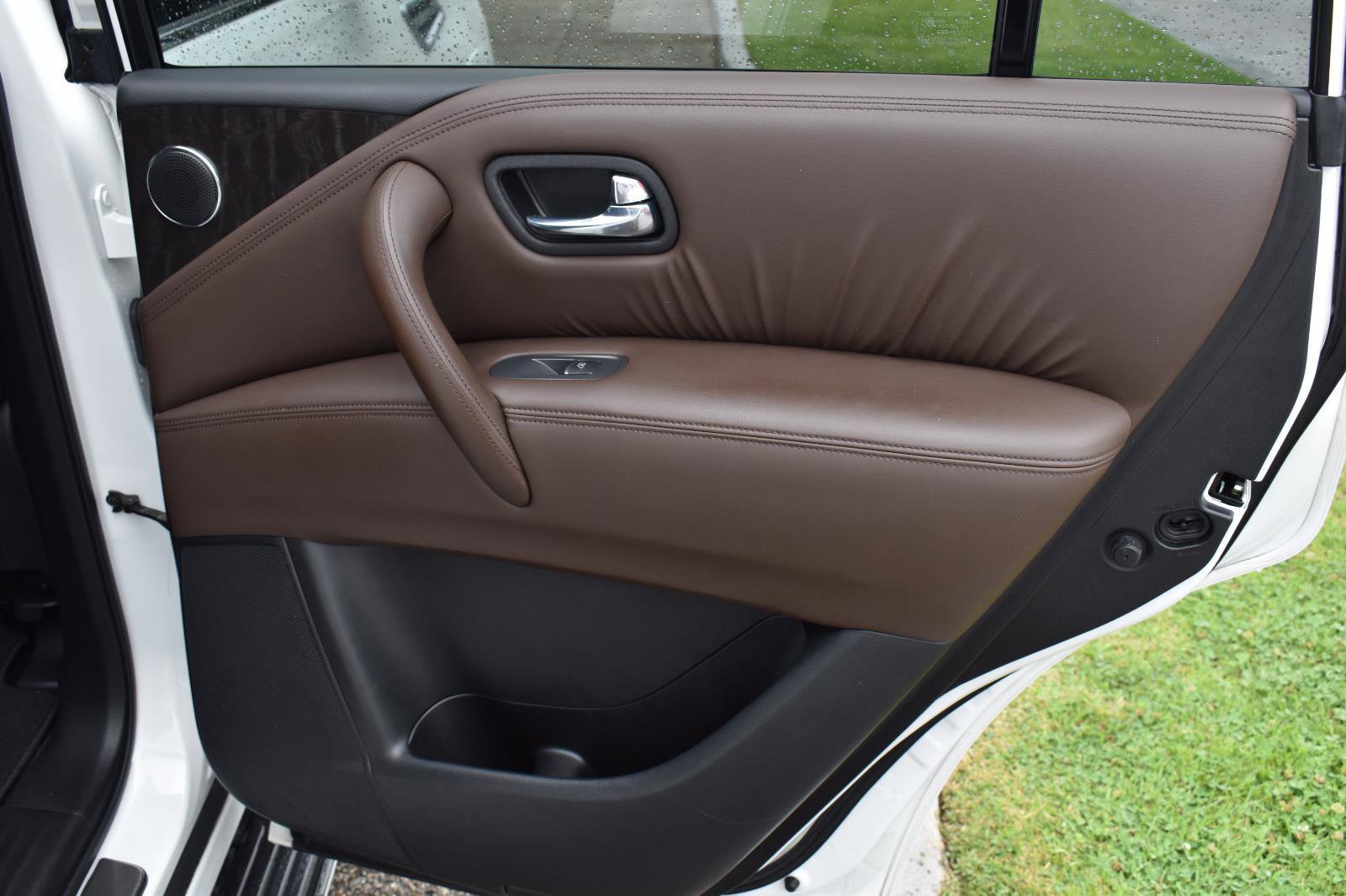 Used 2023 Nissan Armada Platinum w/ Captain's Chairs Package RWD image 61