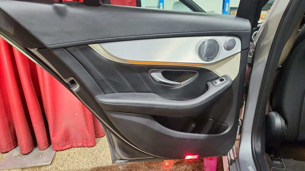 Used 2015 Mercedes-Benz C 63 AMG S image 37
