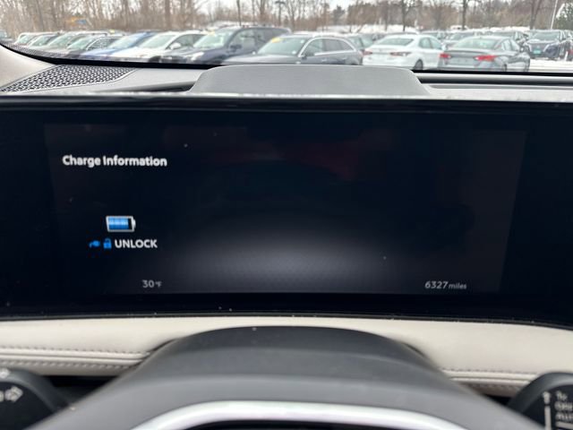 Used 2024 Nissan Ariya AWD image 15