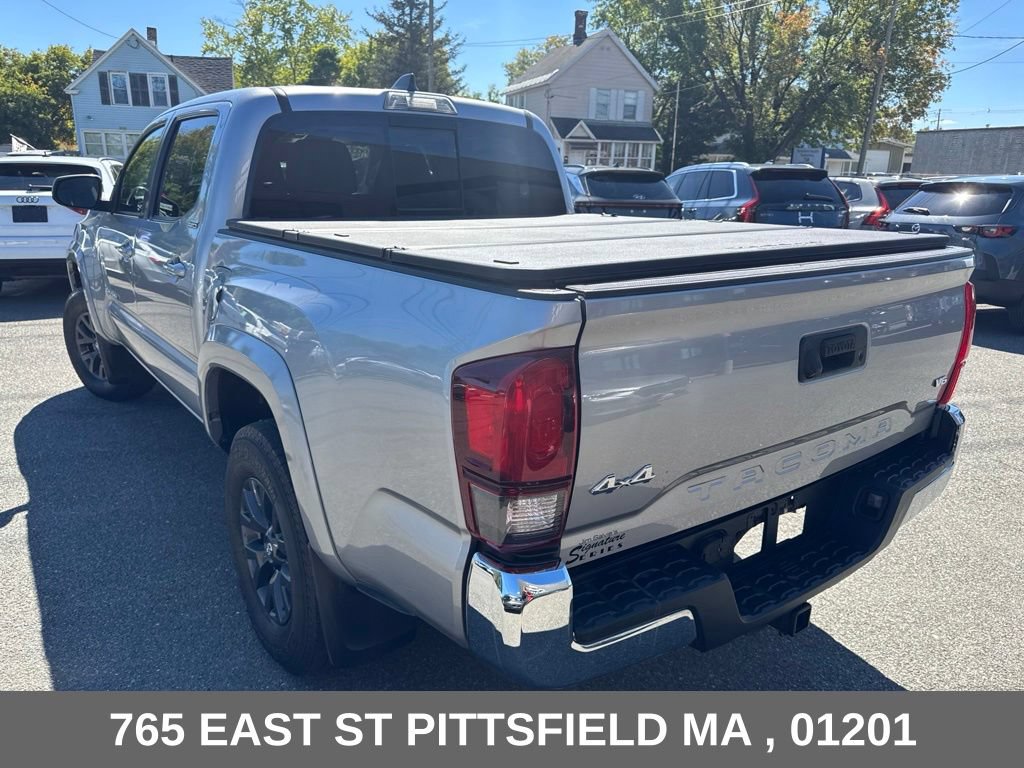 Used 2021 Toyota Tacoma SR5 AWD/4WD image 6