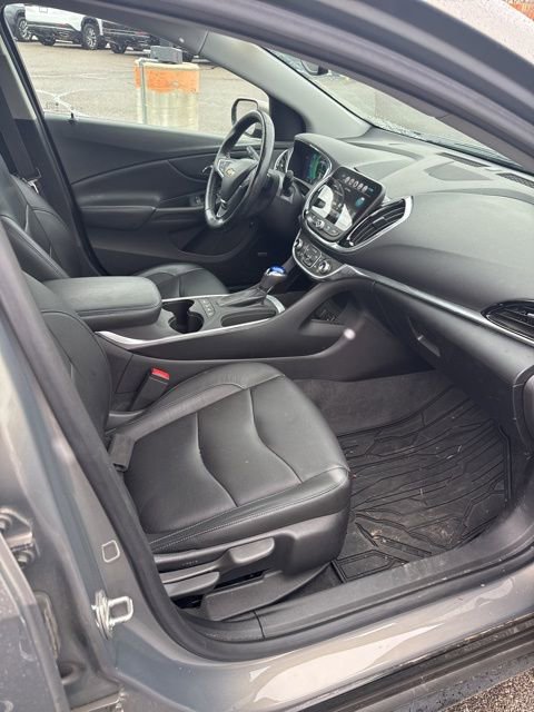 Used 2017 Chevrolet Volt Premier image 4