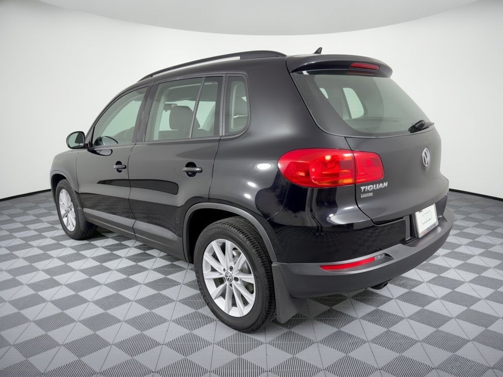 Used 2017 Volkswagen Tiguan S AWD/4WD image 3