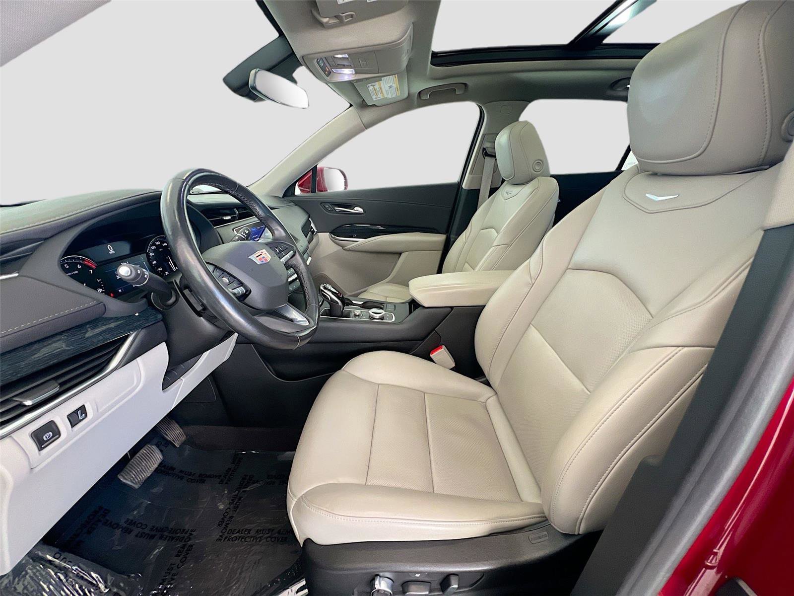 Used 2020 Cadillac XT4 Premium Luxury image 5