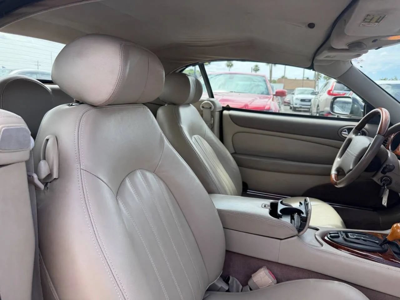Used 2002 Jaguar XK8 Convertible RWD image 24
