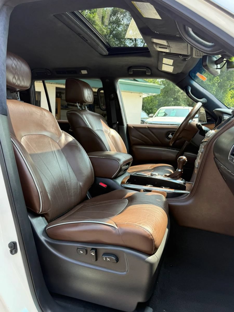 Used 2015 INFINITI QX80 4WD w/ Limited Package image 29