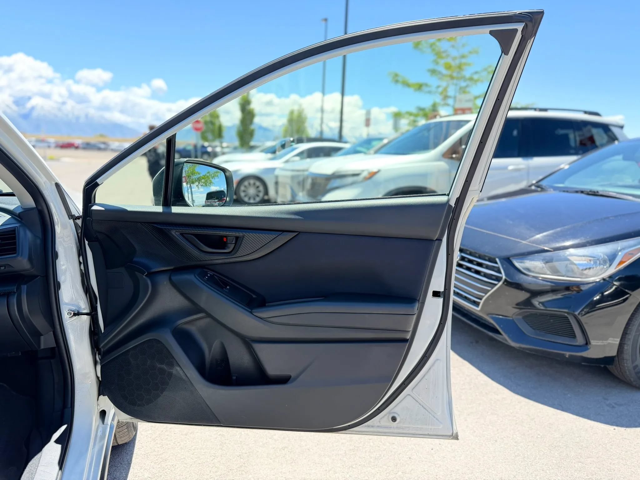 Used 2021 Subaru Crosstrek 2.0i Premium AWD/4WD image 6