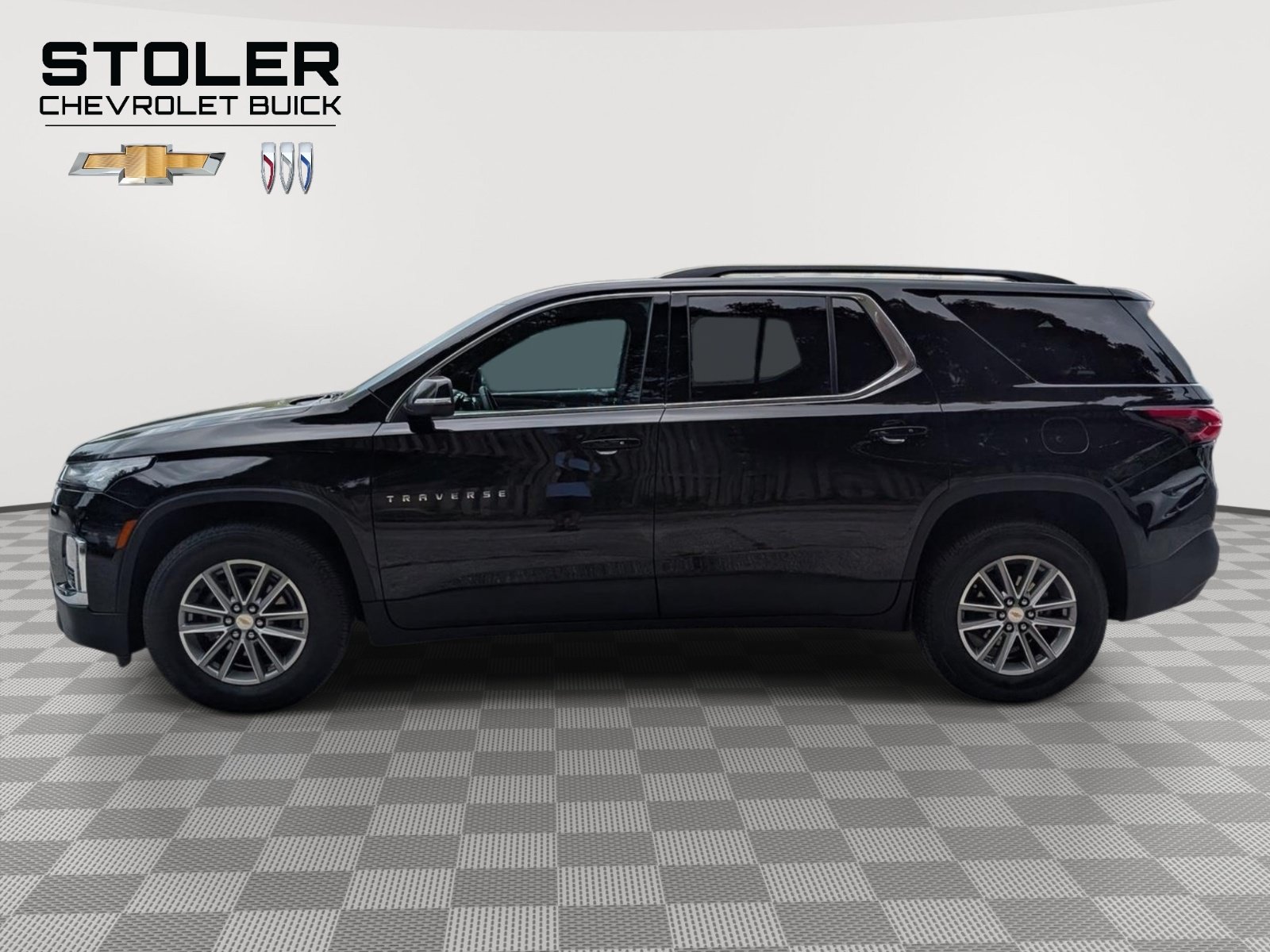 Used 2023 Chevrolet Traverse LT AWD/4WD image 2