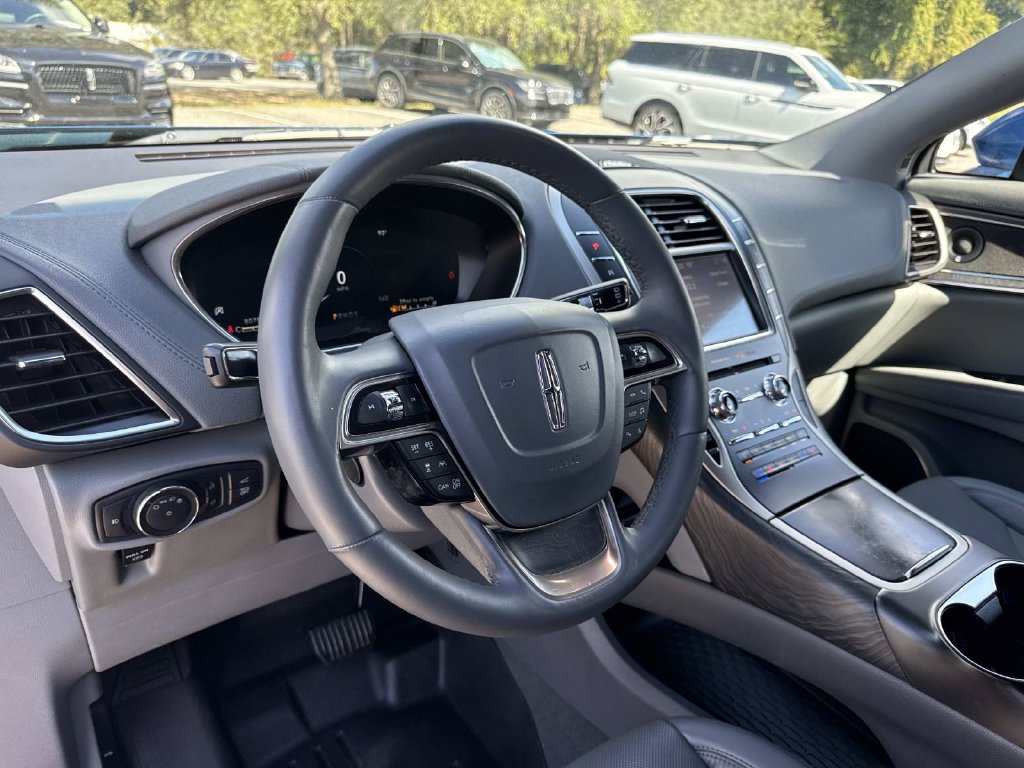 Used 2020 Lincoln Nautilus Reserve w/ Equipment Group 201A FWD image 33
