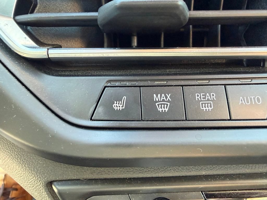 Used 2022 BMW 228i xDrive Gran Coupe w/ M Sport Package AWD/4WD image 9