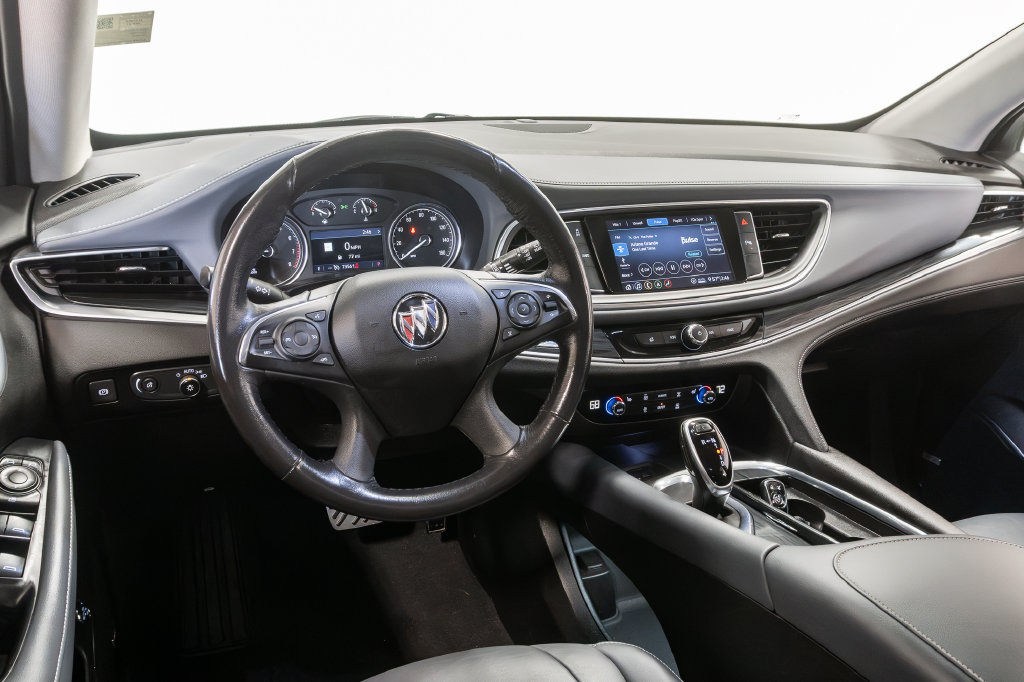 Used 2021 Buick Enclave Essence w/ Sport Touring Edition AWD/4WD image 7