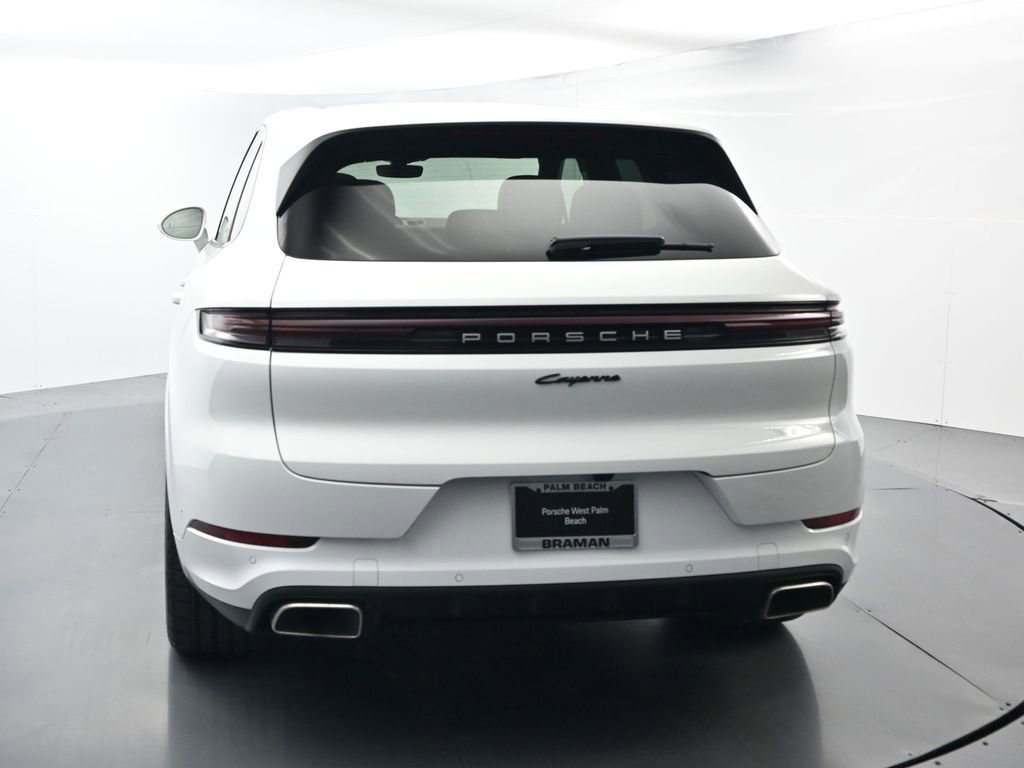 Certified 2025 Porsche Cayenne E-Hybrid w/ Premium Package Plus image 13