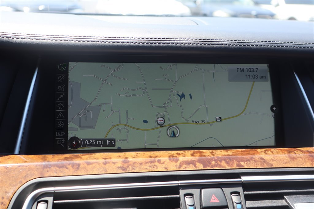 Used 2014 BMW 750Li xDrive AWD/4WD image 25