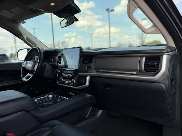 Used 2024 Ford Expedition Max XLT AWD/4WD image 18