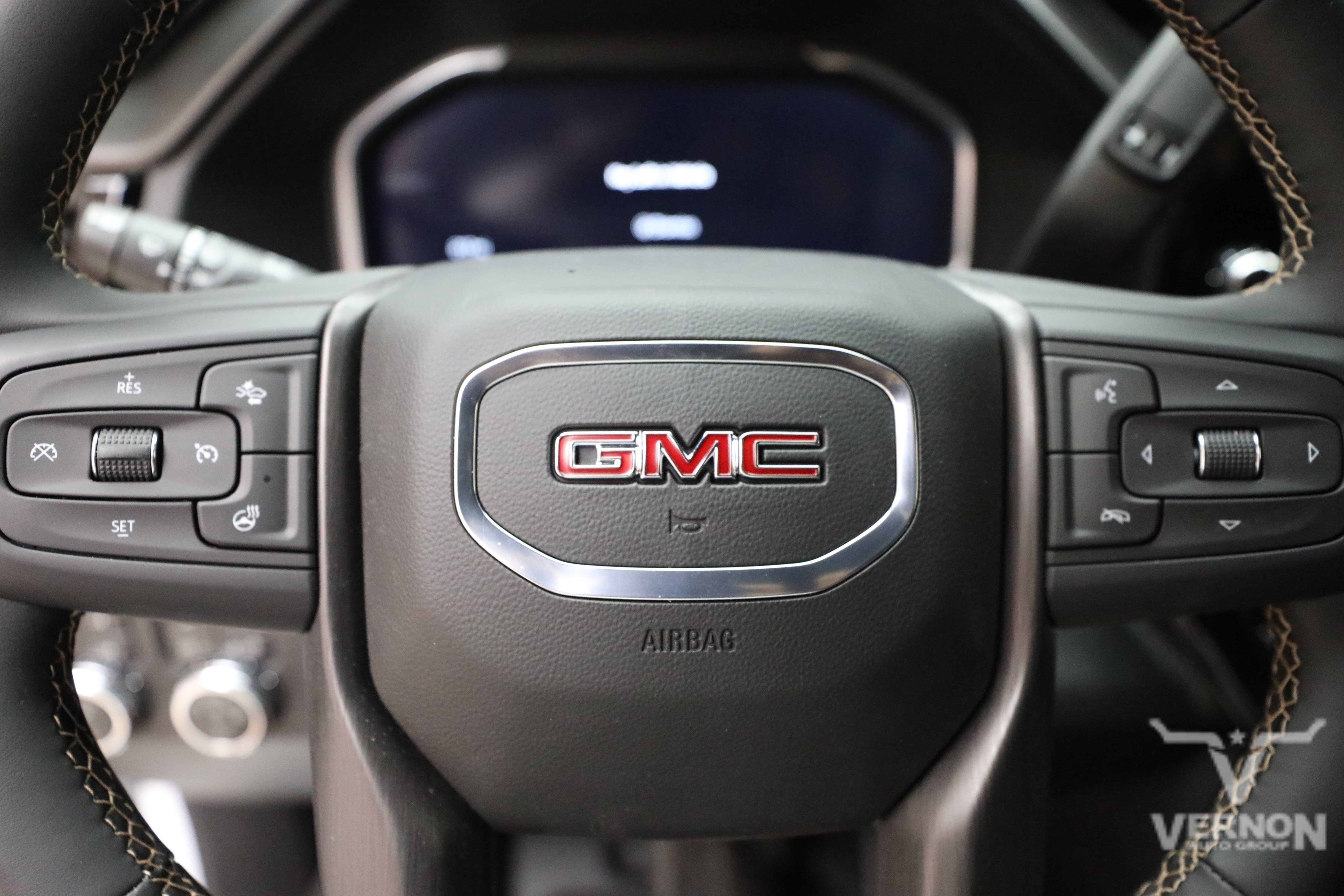 New 2026 GMC Sierra 2500 AT4 w/ Technology Package AWD/4WD image 23